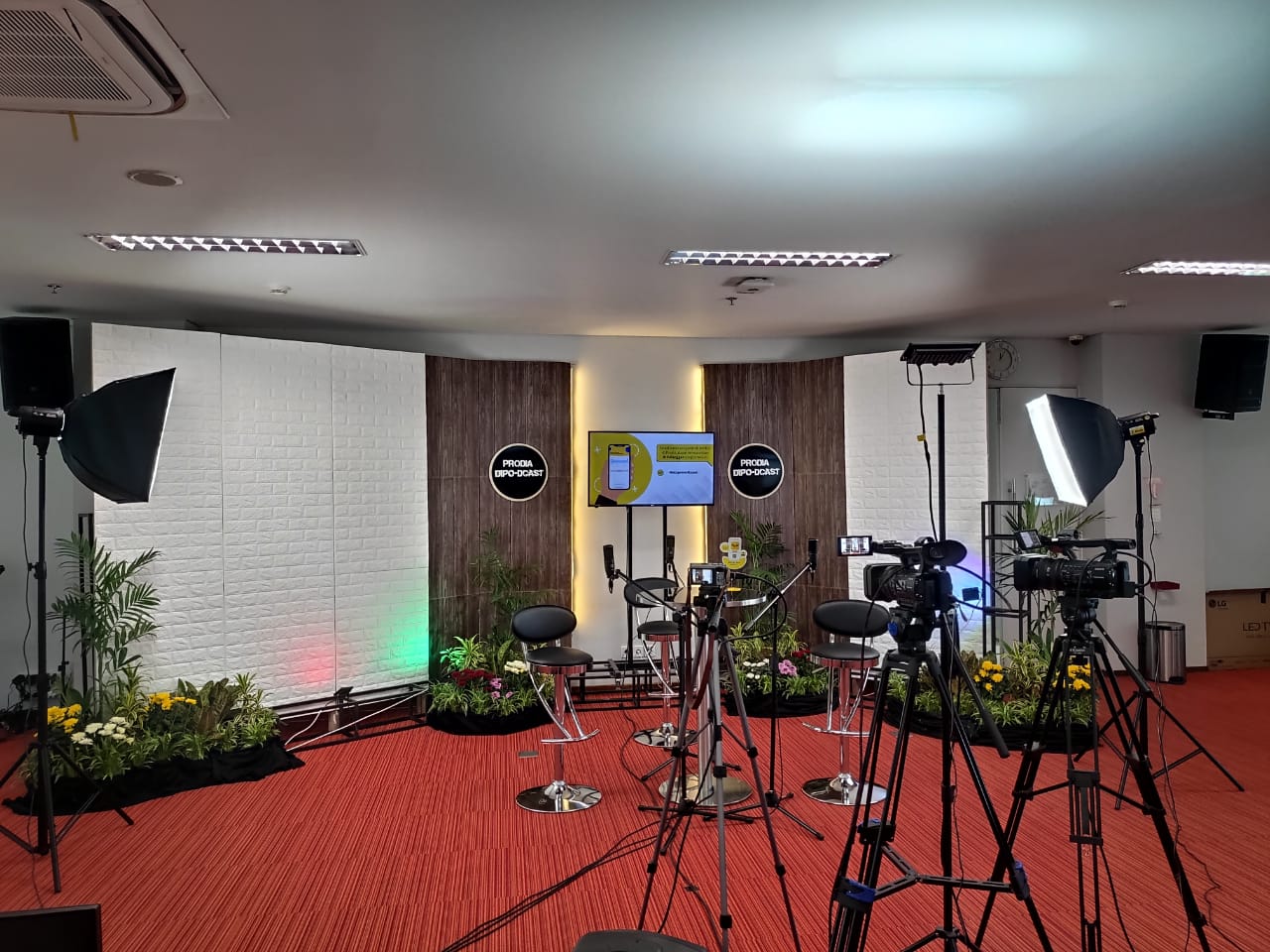 Rental Multimedia Murah Surabaya